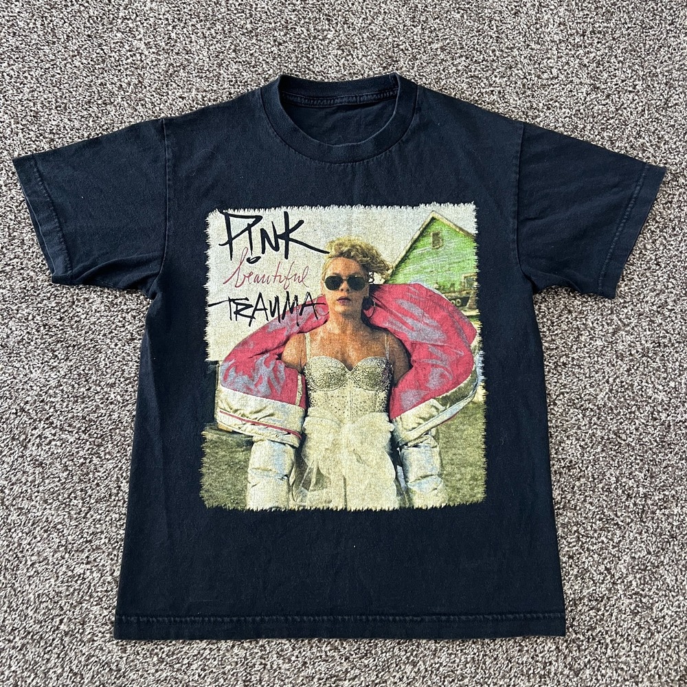 Pink Beautiful Trauma Shirt Womens Medium Concert Tour Band Pop Music 2018